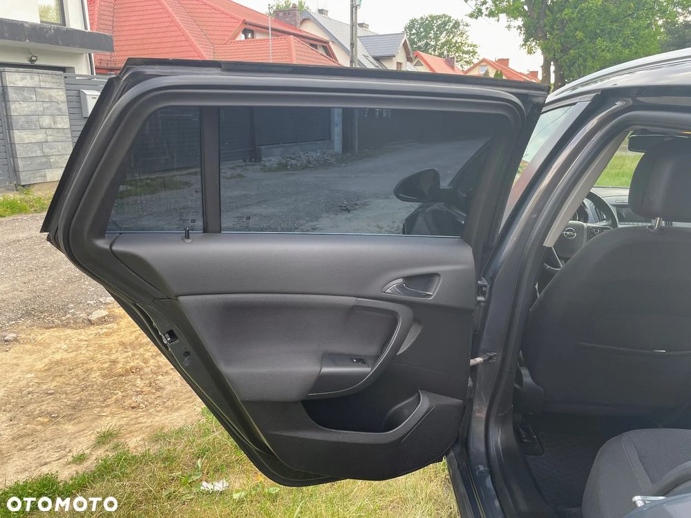 Opel Insignia 2.0 CDTI - 18