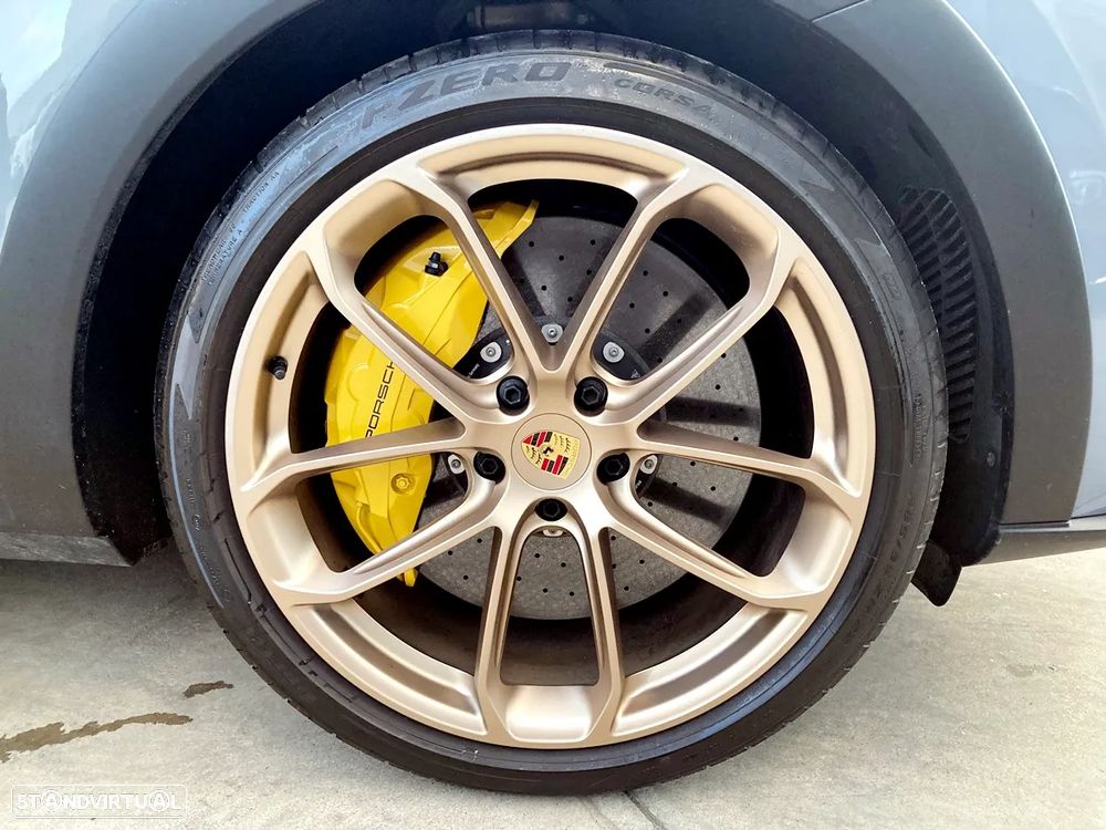 Porsche Cayenne Coupé Turbo - 50