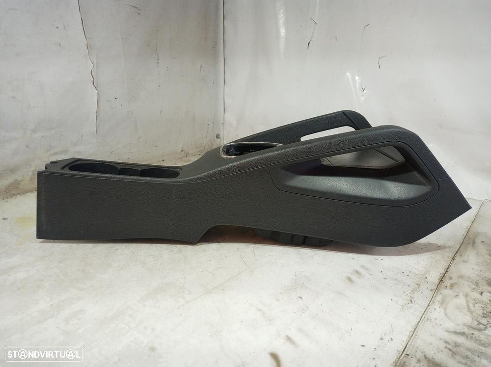 CONSOLA CENTRAL TRAS. VOLKSWAGEN GOLF V 2006 -1K0863243A - 2