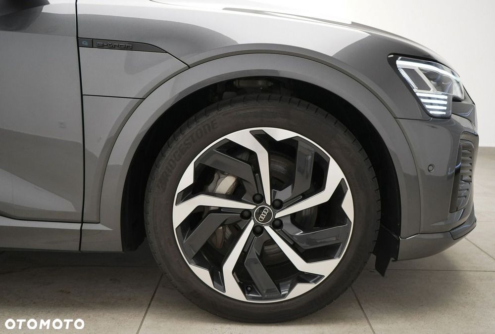 Audi Q8 e-tron - 10