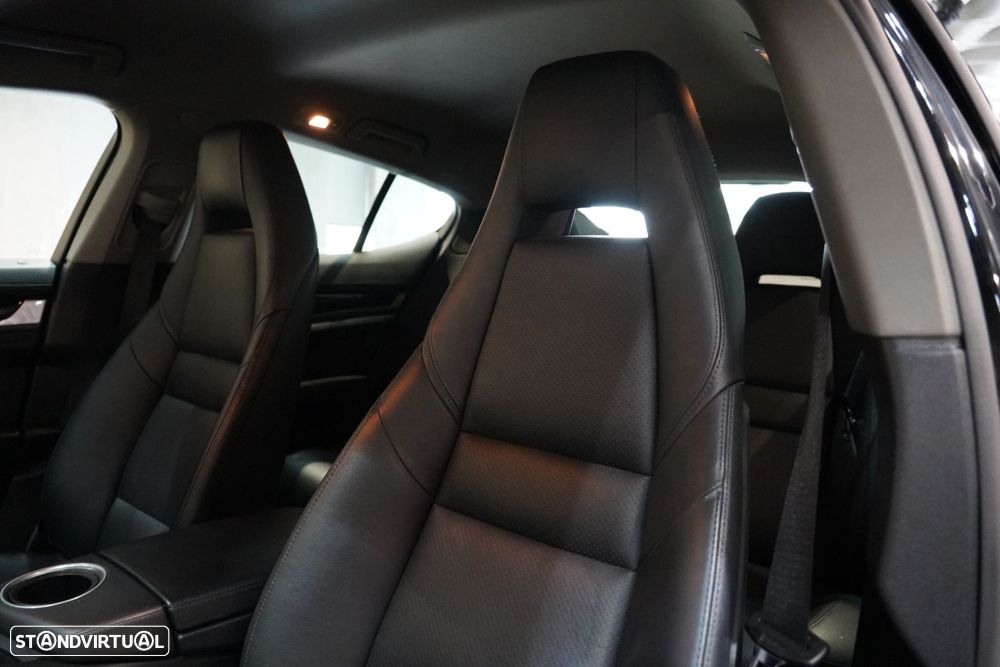 Porsche Panamera Edition - 20