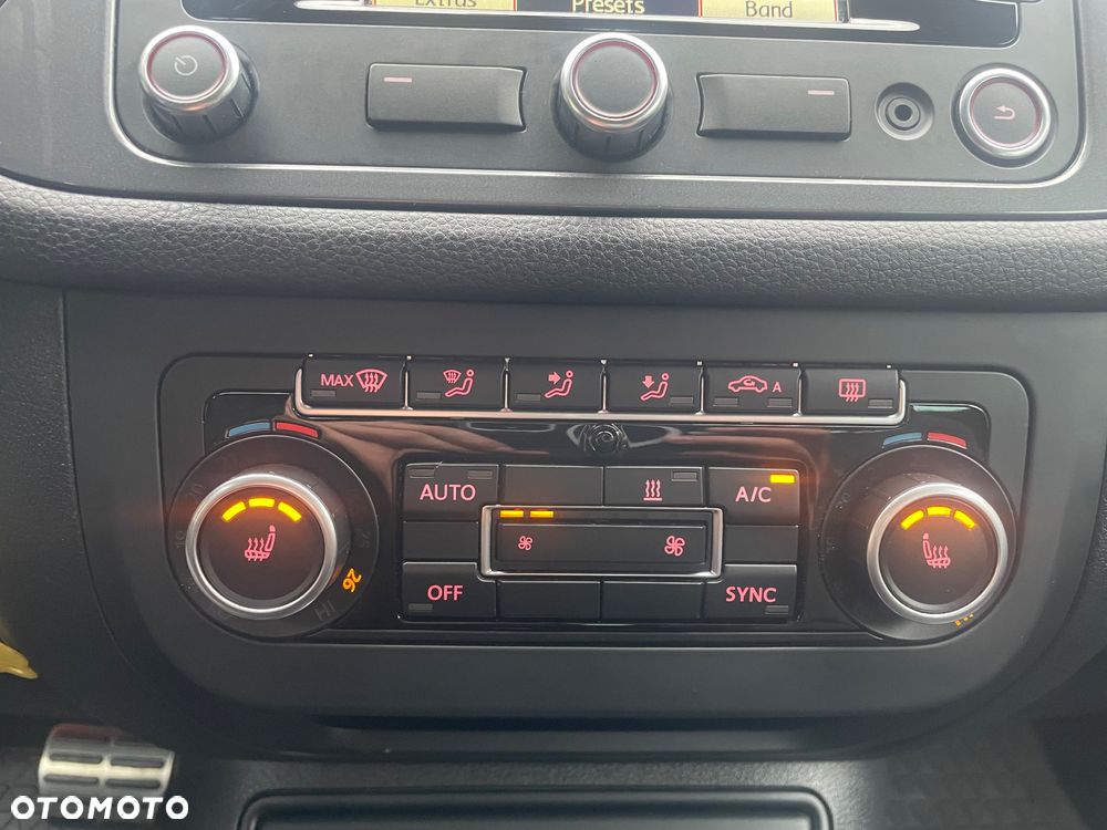 Volkswagen Tiguan 2.0 TDI 4Mot R-Style DSG - 40