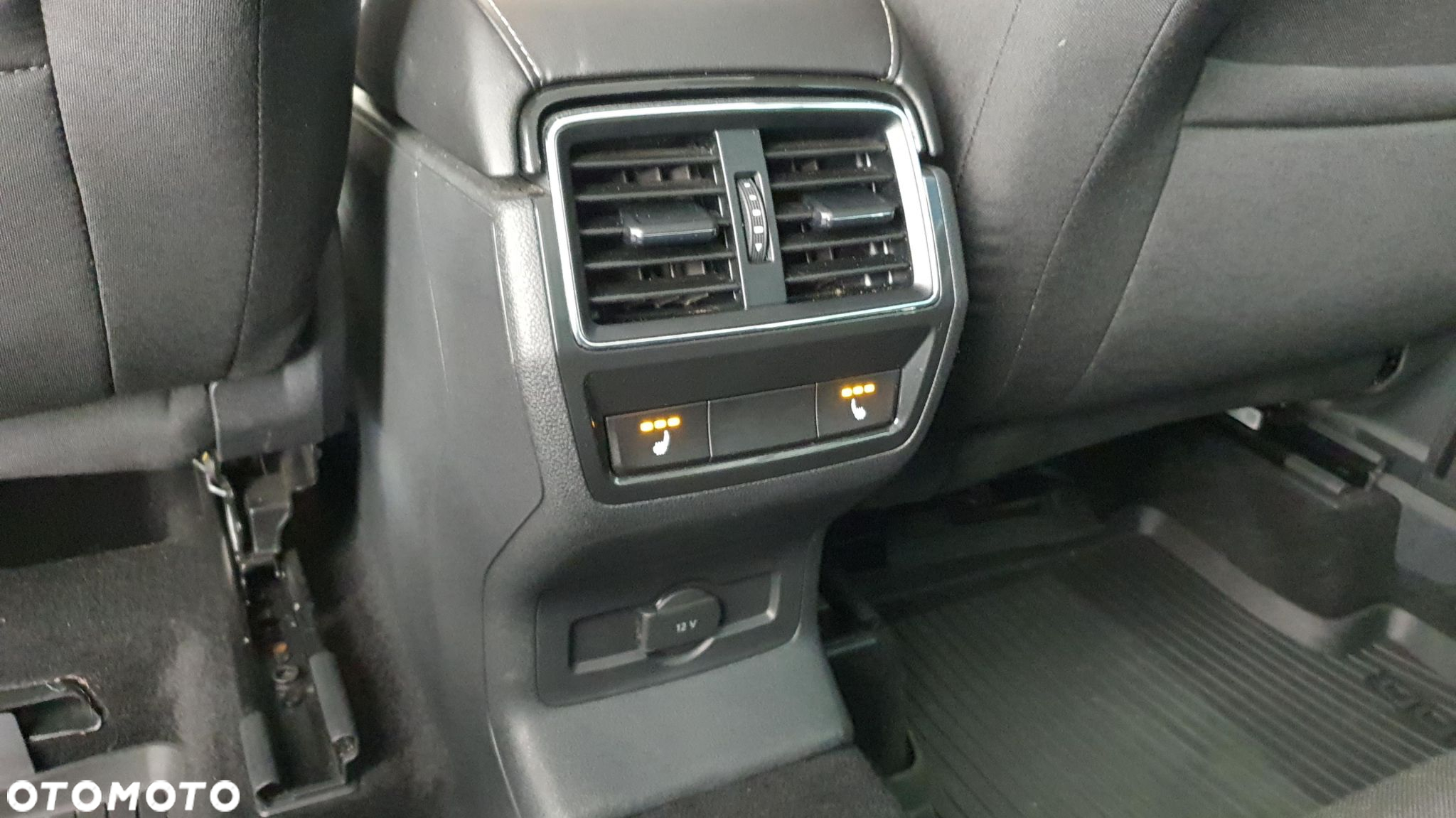 Skoda Karoq 1.5 TSI ACT Ambition - 20