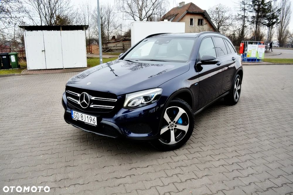 Mercedes-Benz GLC - 1