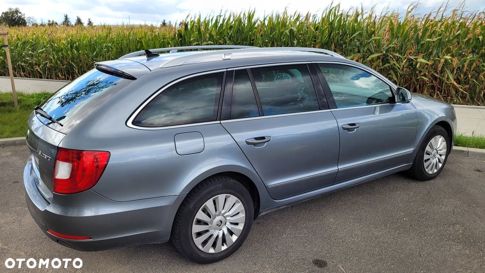 Skoda Superb 2.0 TDI Elegance - 5