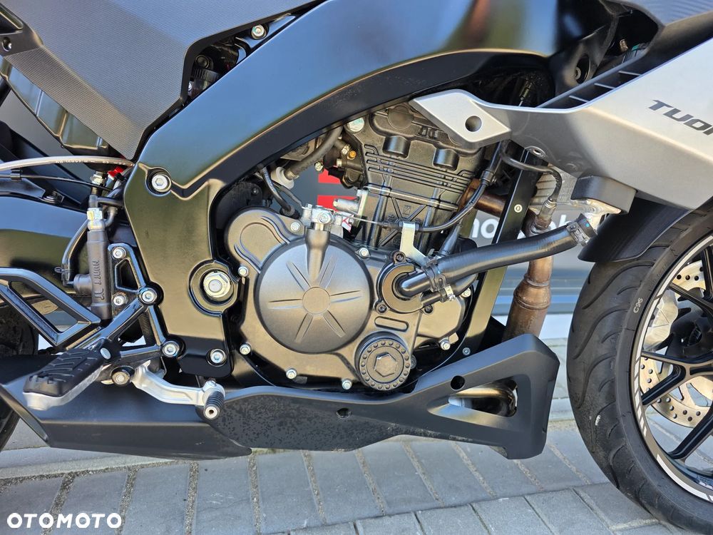 Aprilia Tuono - 12