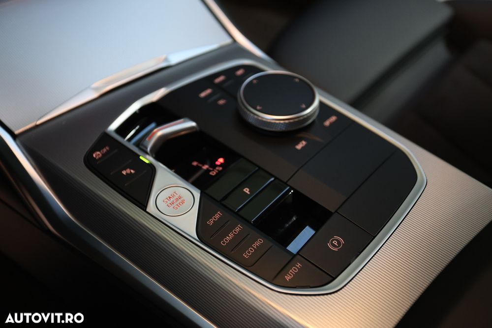 BMW Seria 3 320d xDrive Aut. M Sport - 24