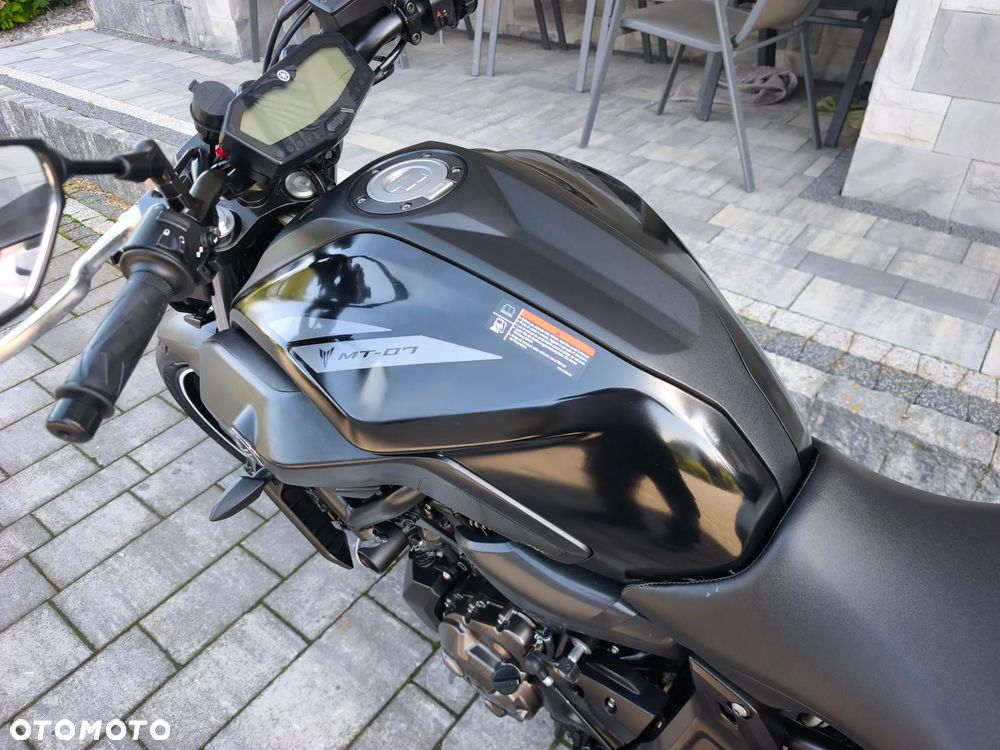 Yamaha MT - 7