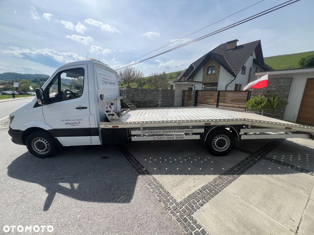 Mercedes-Benz Sprinter - 8