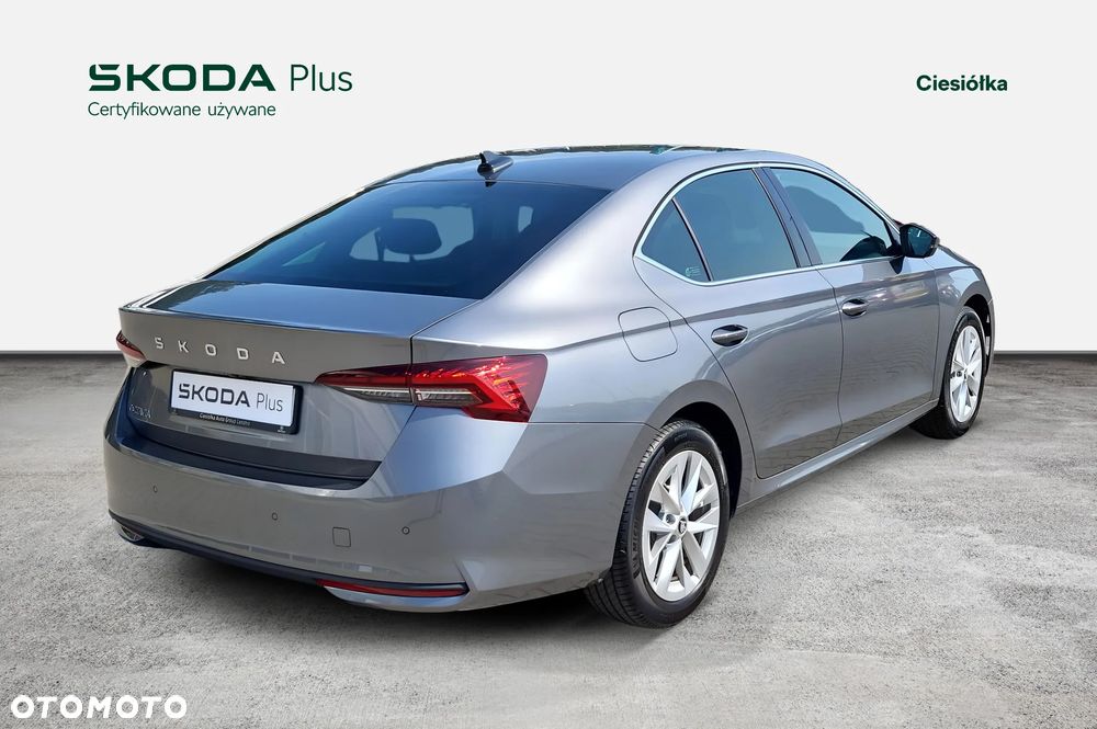 Skoda Octavia 2.0 TDI Selection DSG - 2