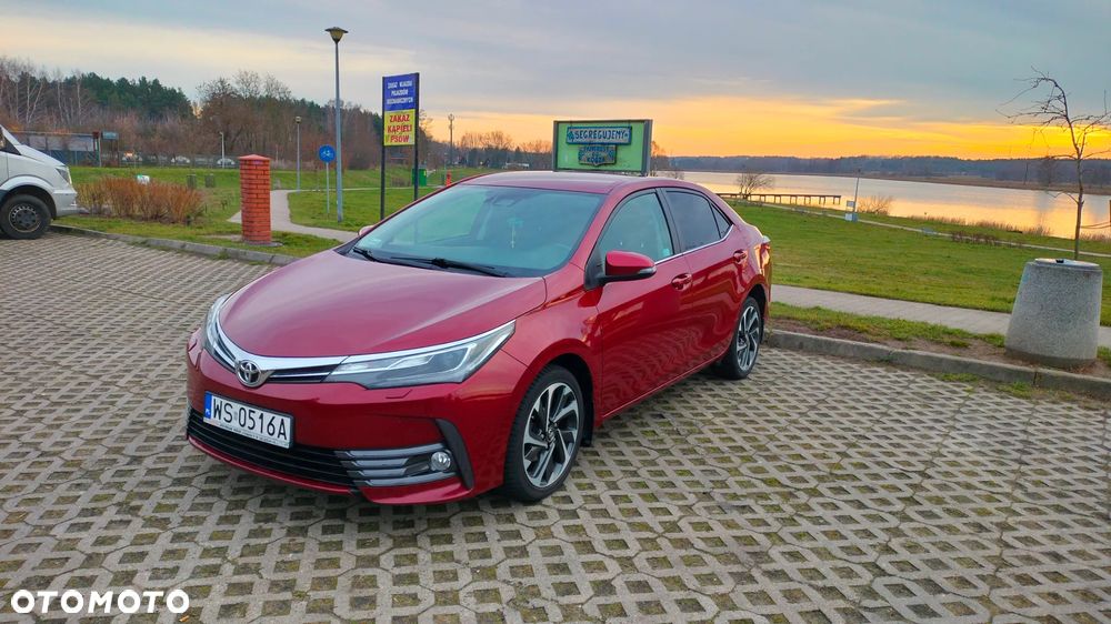 Toyota Corolla 1.6 Comfort - 1