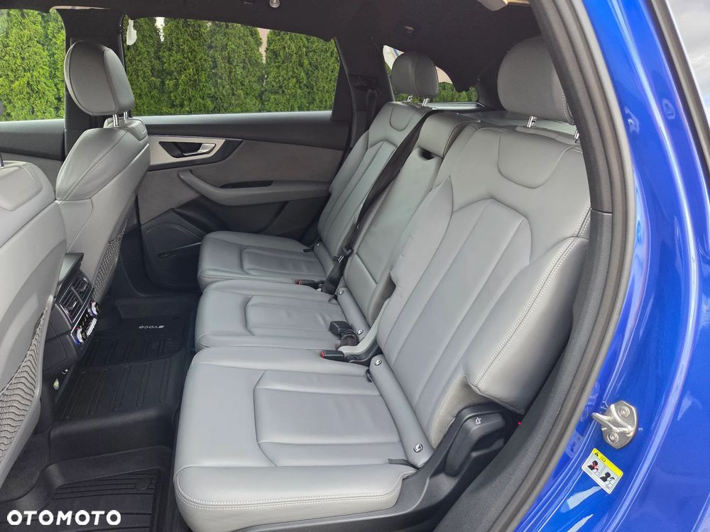 Audi Q7 - 24