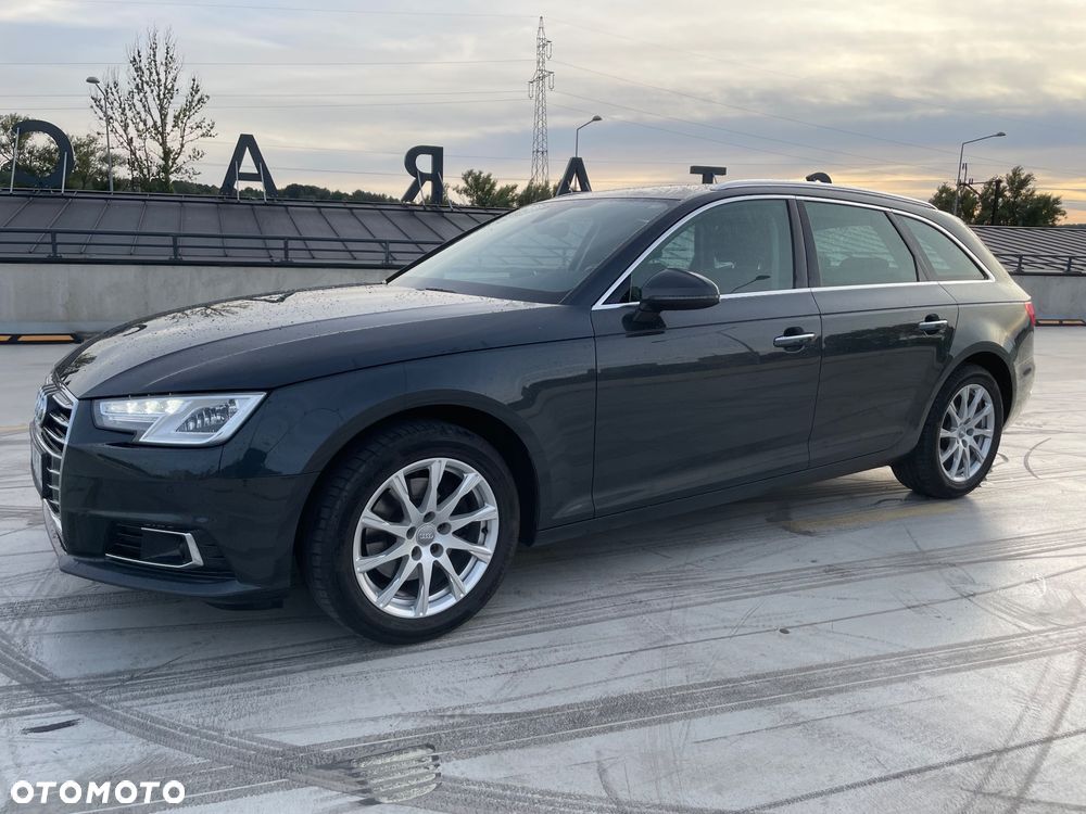 Audi A4 Avant 2.0 TDI ultra S tronic design - 1