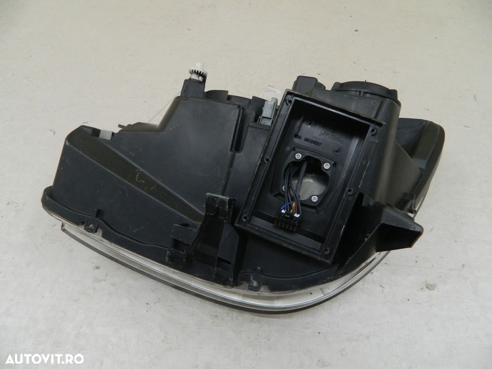 Far dreapta Citroen C5 Xenon, 2001, 2002, 2003, 2004, cod origine 9644275280. - 9