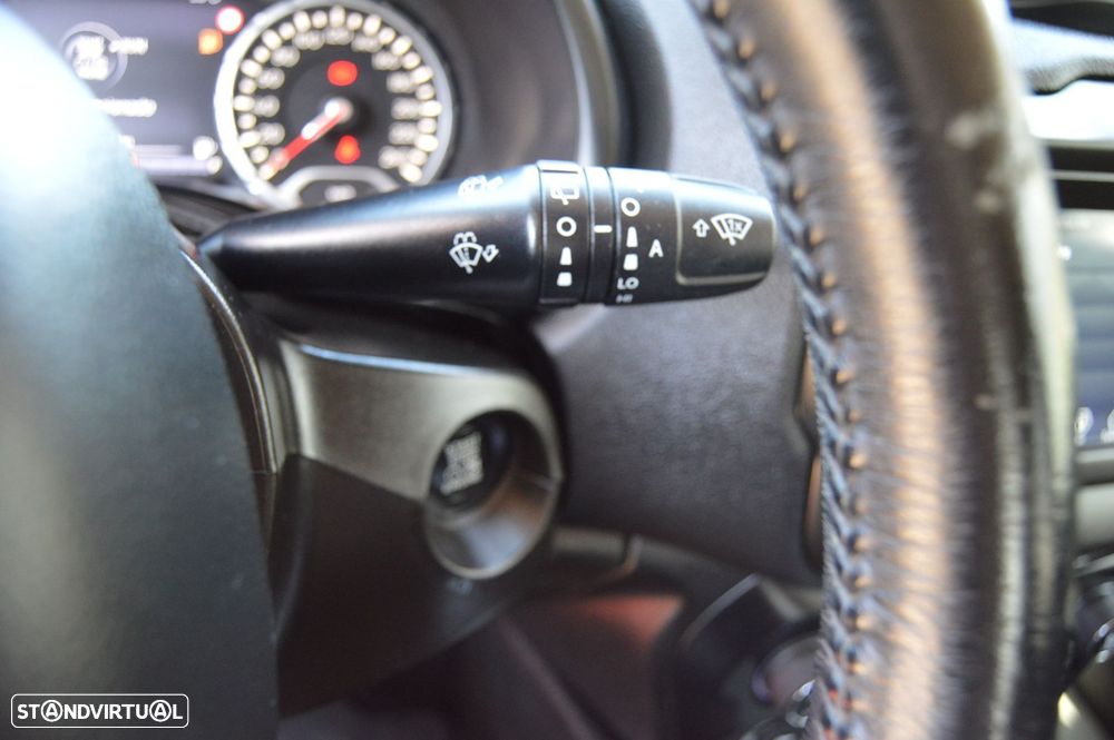Jeep Renegade 1.0 T Limited - 42