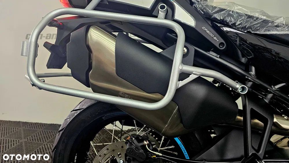 CFMoto 800MT Touring - 6