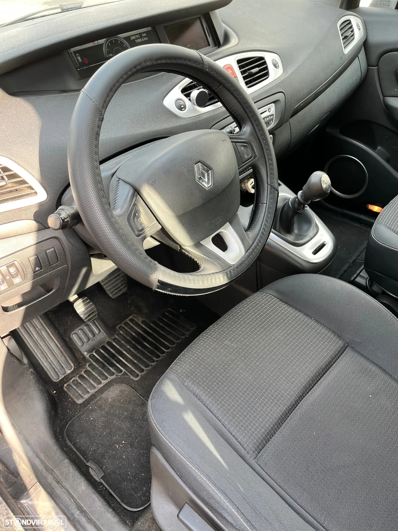 Renault Scénic 1.5 dCi Dynamique - 12