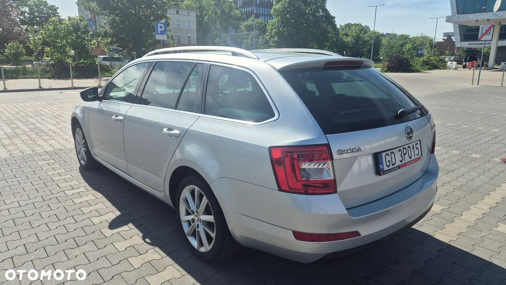 Skoda Octavia 1.8 TSI Style DSG - 4