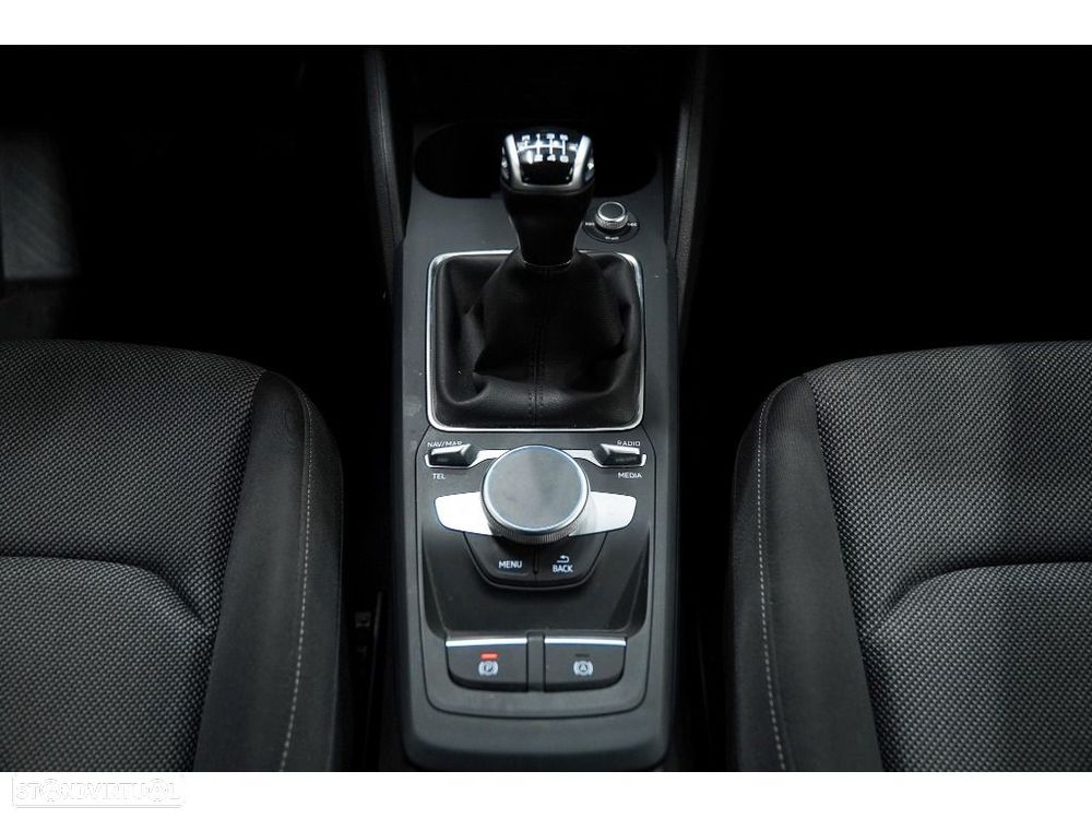 Audi Q2 30 TFSI Advanced - 9