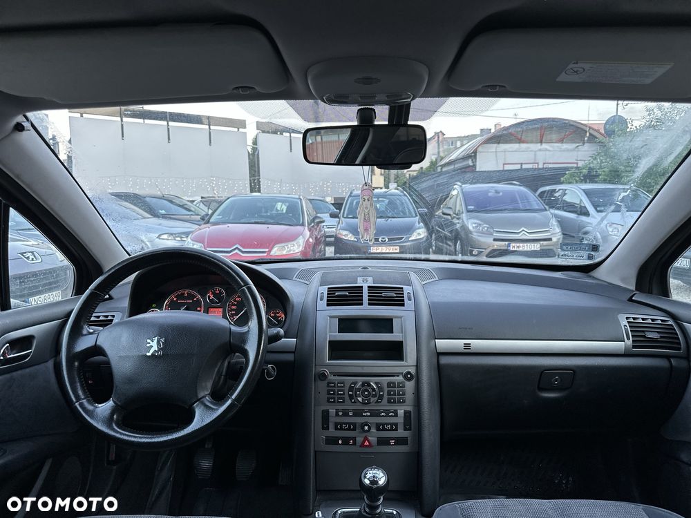 Peugeot 407 - 6