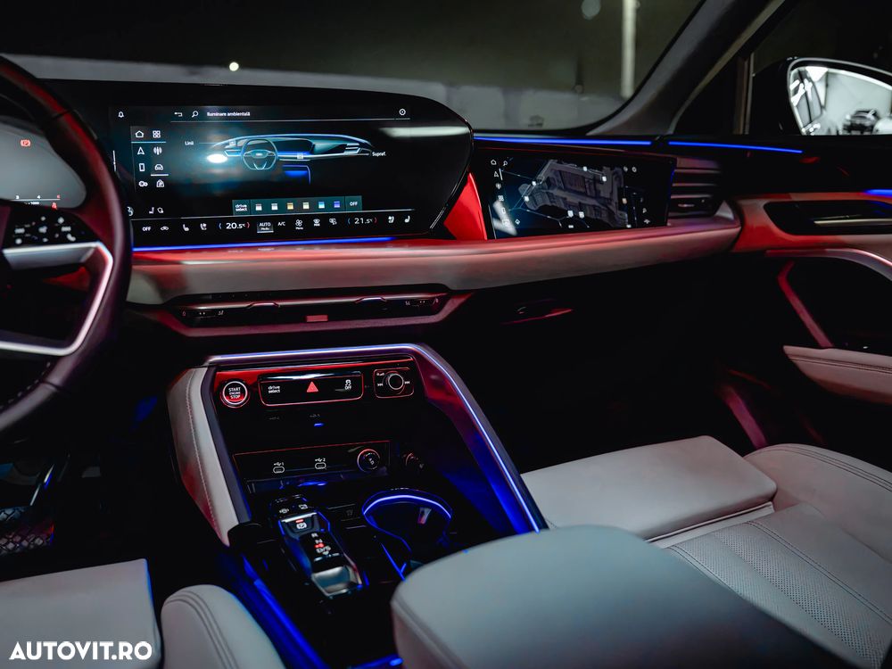 Audi Q5 40 TDI quattro S tronic S line - 38