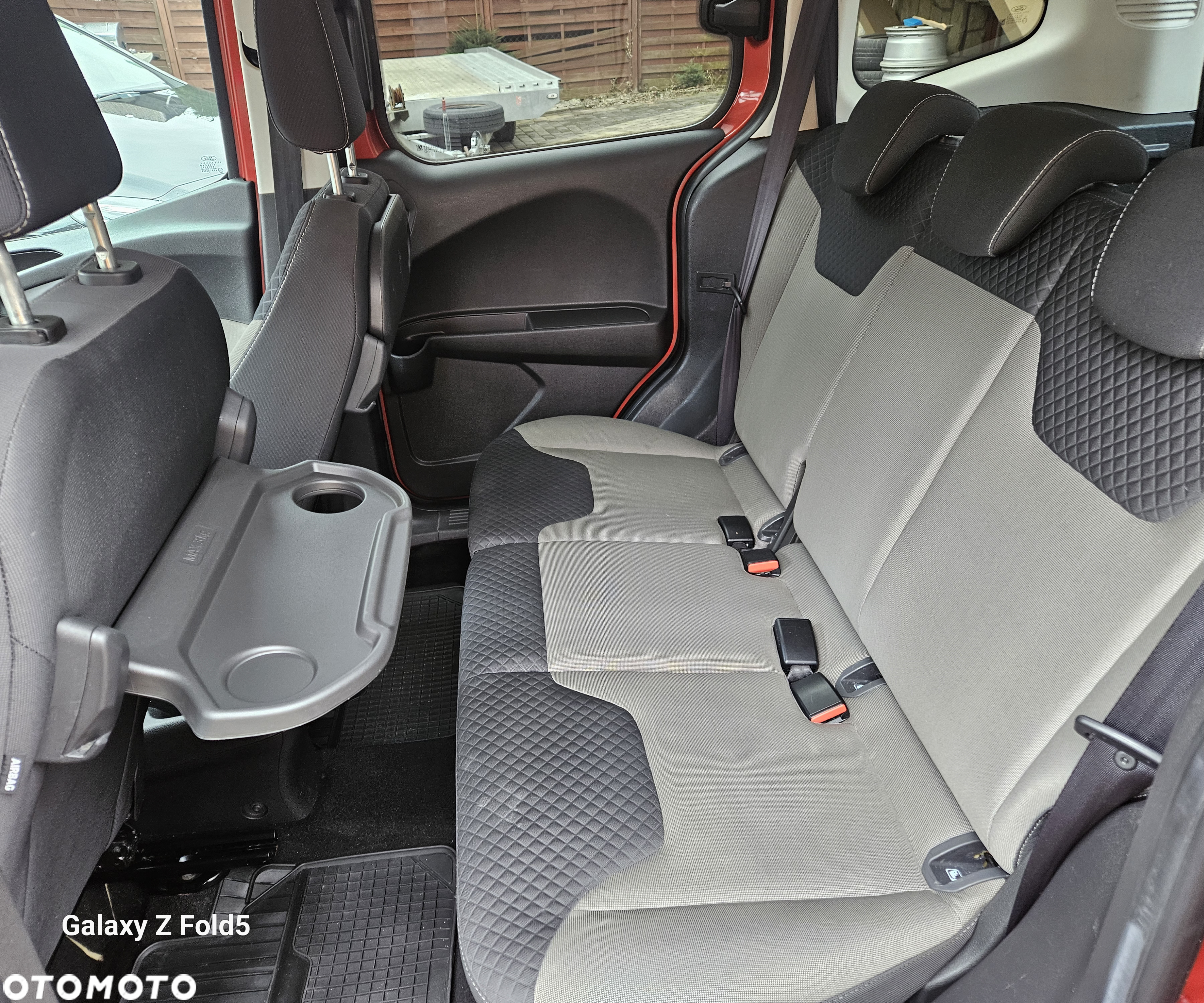 Ford Tourneo Courier 1.0 EcoBoost S&S Ambiente - 18