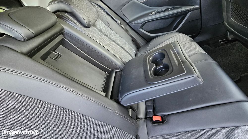 Peugeot 3008 BlueHDi 130 Stop & Start Allure - 25