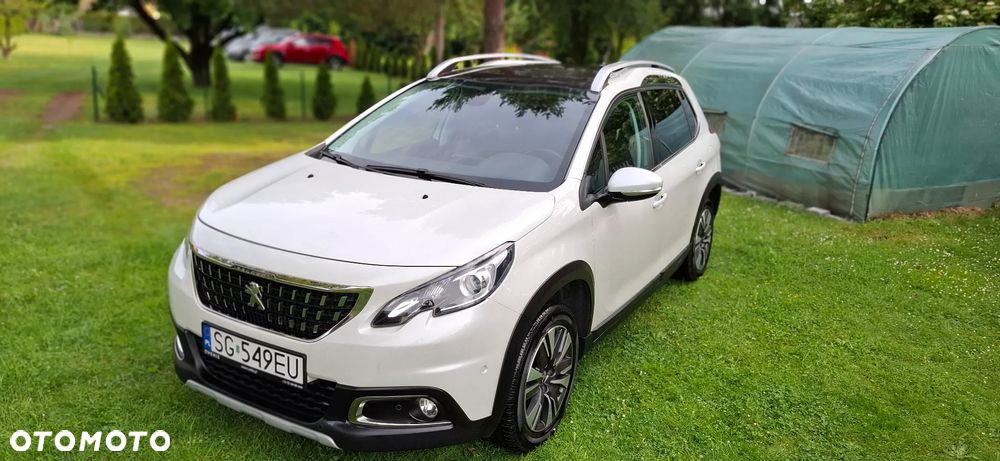 Peugeot 2008 1.2 Pure Tech GPF Allure S&S EAT6 - 5