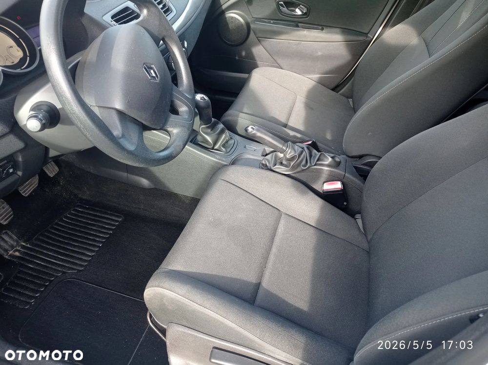 Renault Megane 1.6 16V Style Edition - 11