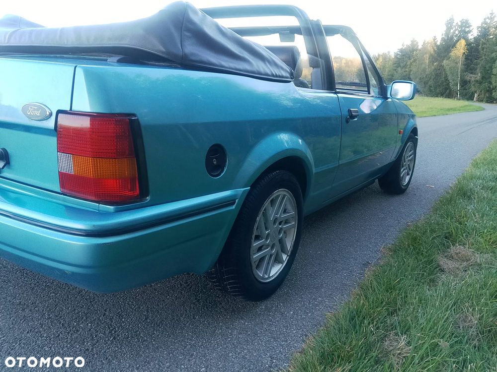 Ford Escort 1.6 XR3i - 9
