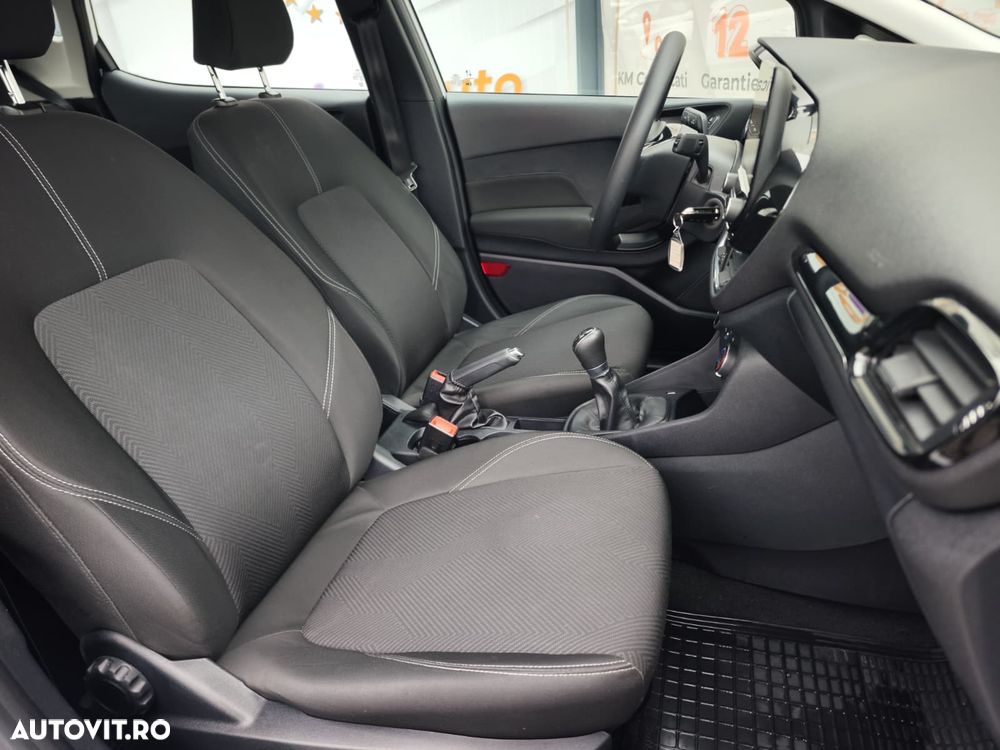 Ford Fiesta 1.1 Titanium - 19