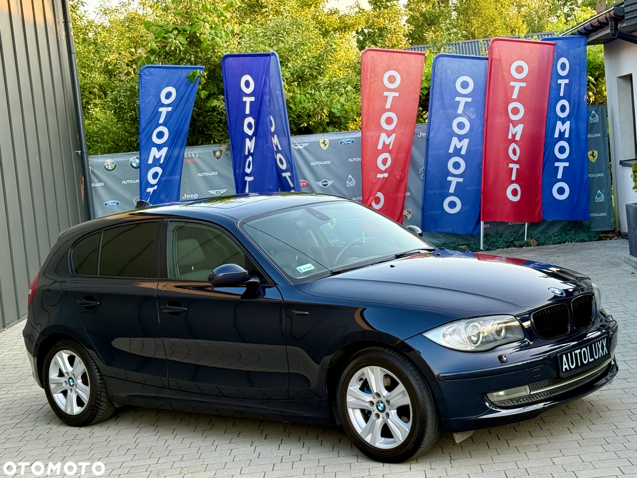 BMW Seria 1 120d - 32