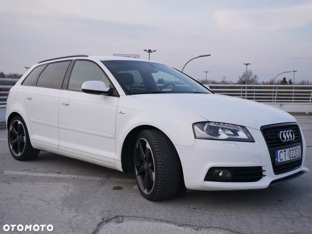 Audi A3 Sportback 1.4 TFSI S line Sportpaket (plus) - 11