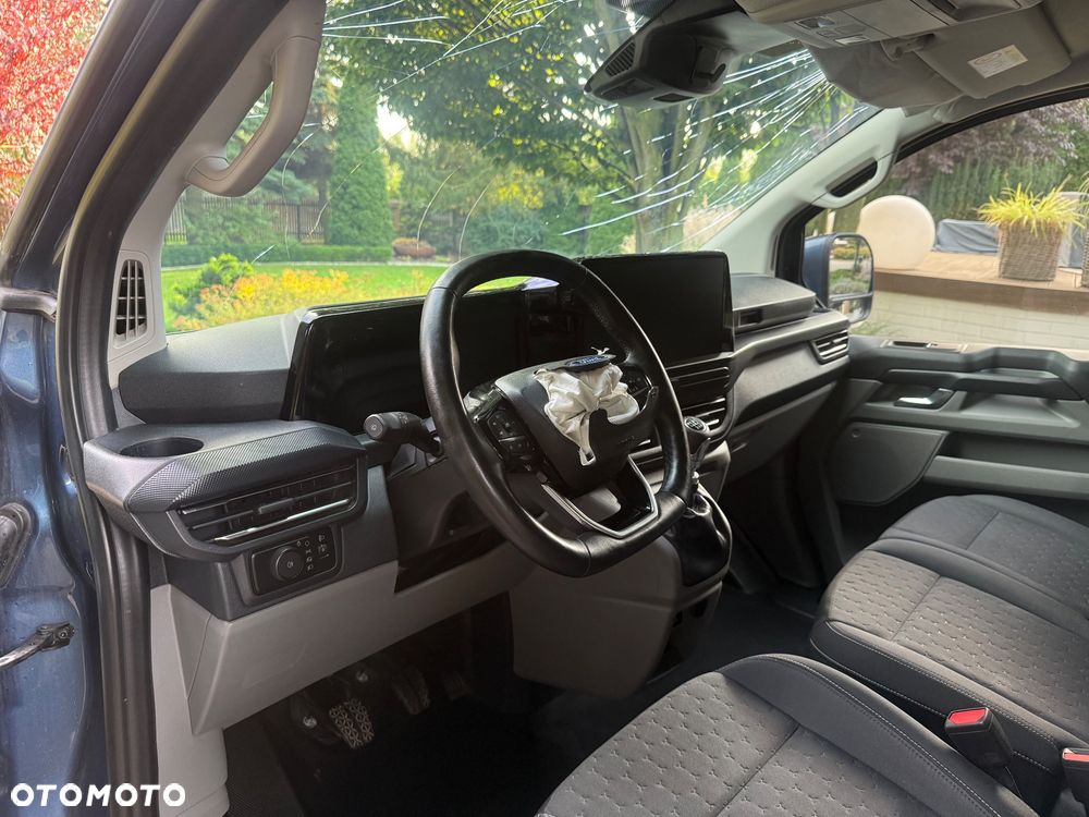 Ford Transit Custom 320 L2H1 Limited 2.0 150KM - 20