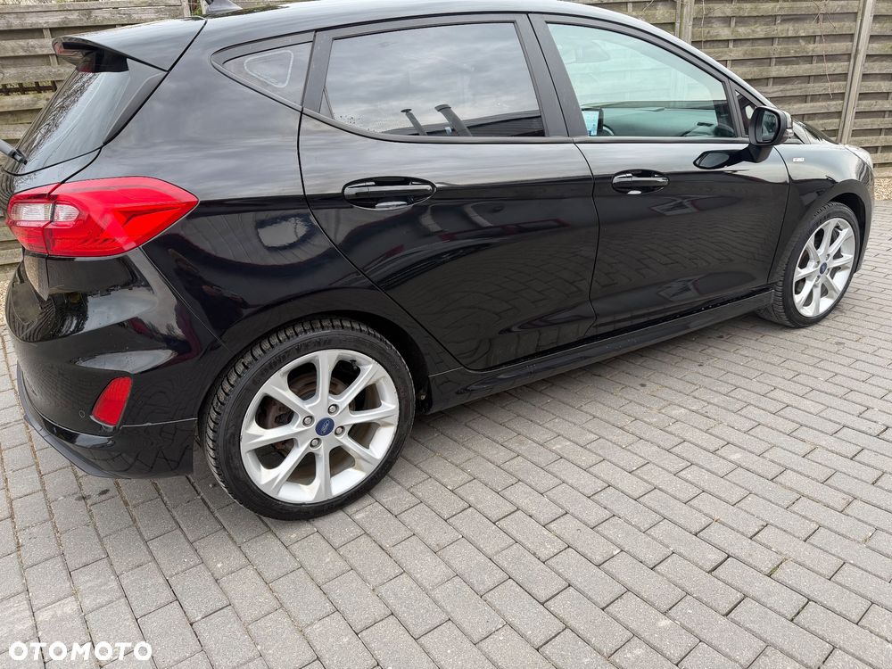 Ford Fiesta 1.5 TDCi S&S ST-LINE - 11