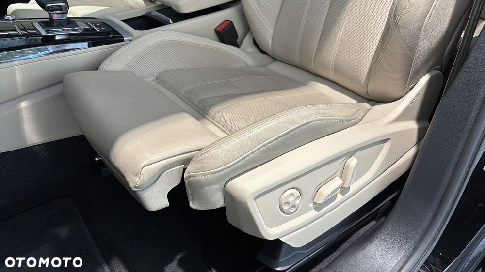 Audi Q5 40 TDI mHEV Quattro S tronic - 12