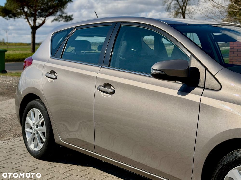 Toyota Auris 1.4 D-4D Life Plus - 20