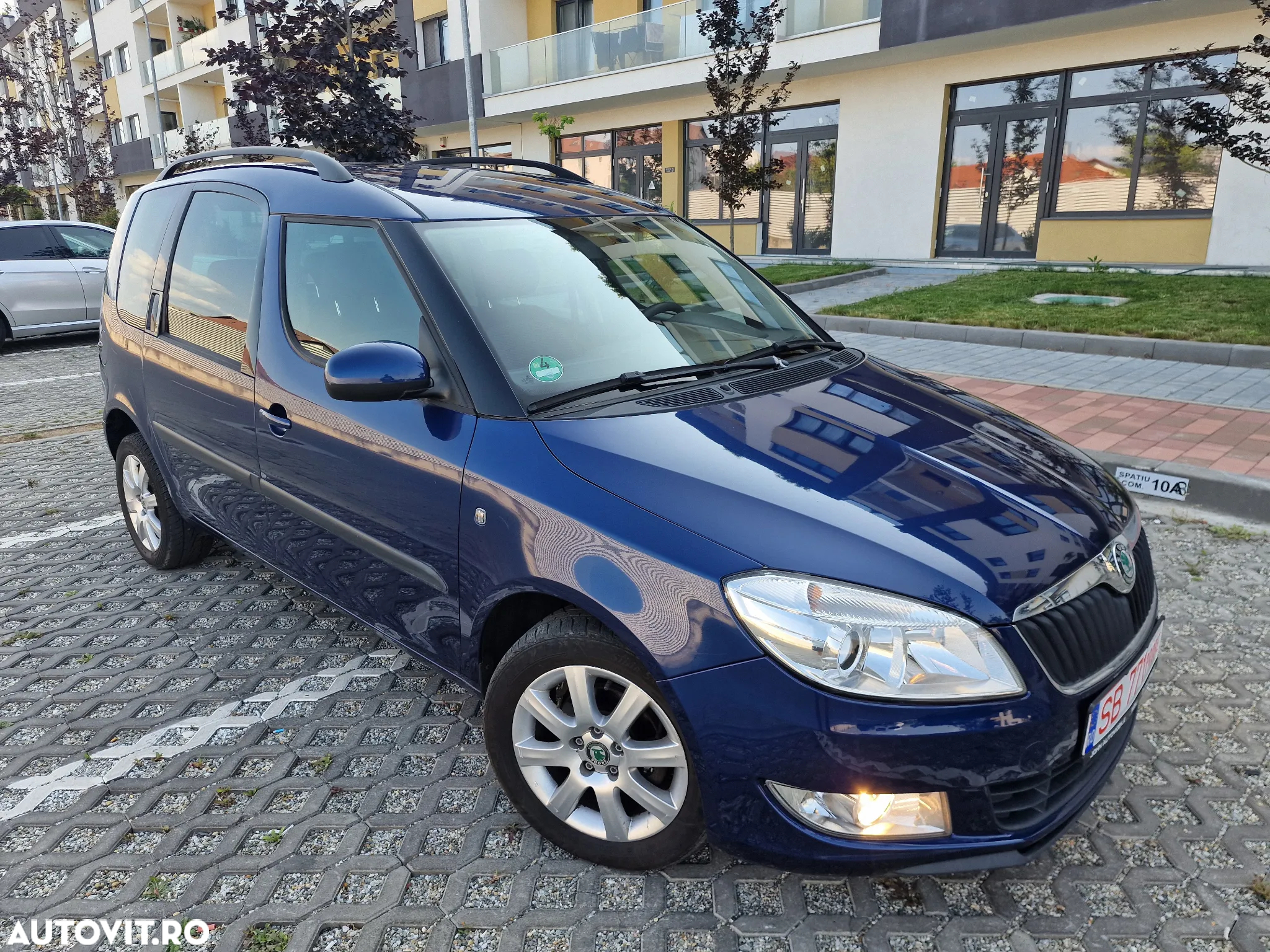Skoda Roomster 1.2 TSI Ambition PLUS EDITION - 8