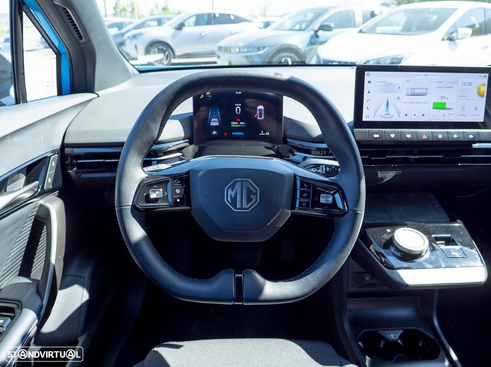 MG MG4 64 kWh Luxury - 26