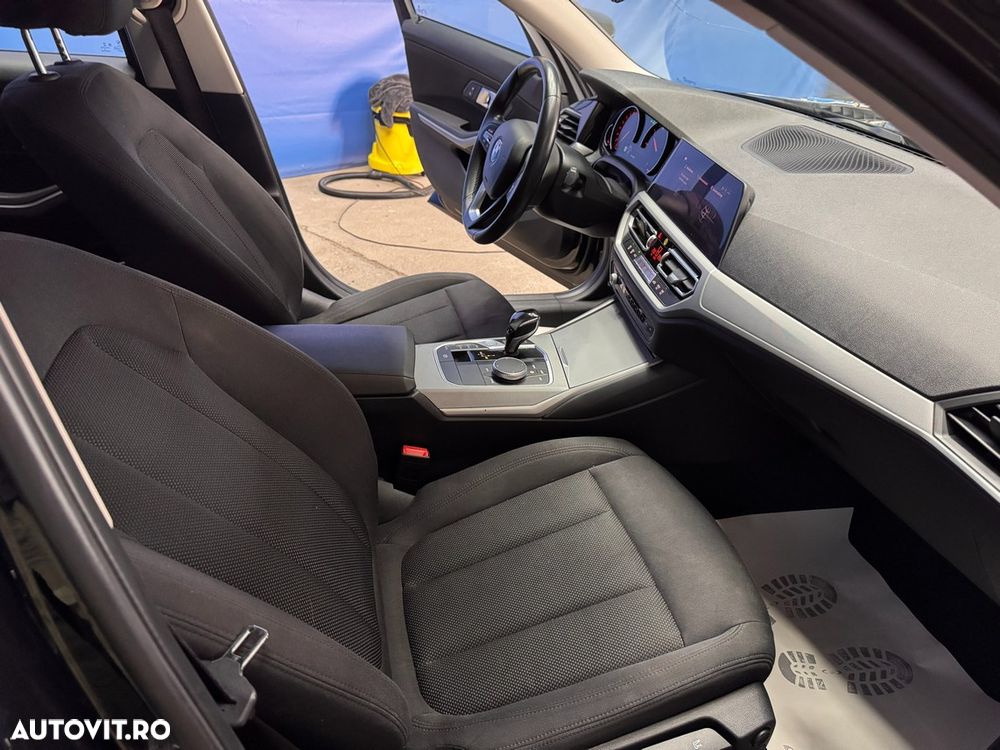 BMW Seria 3 320d xDrive AT - 9