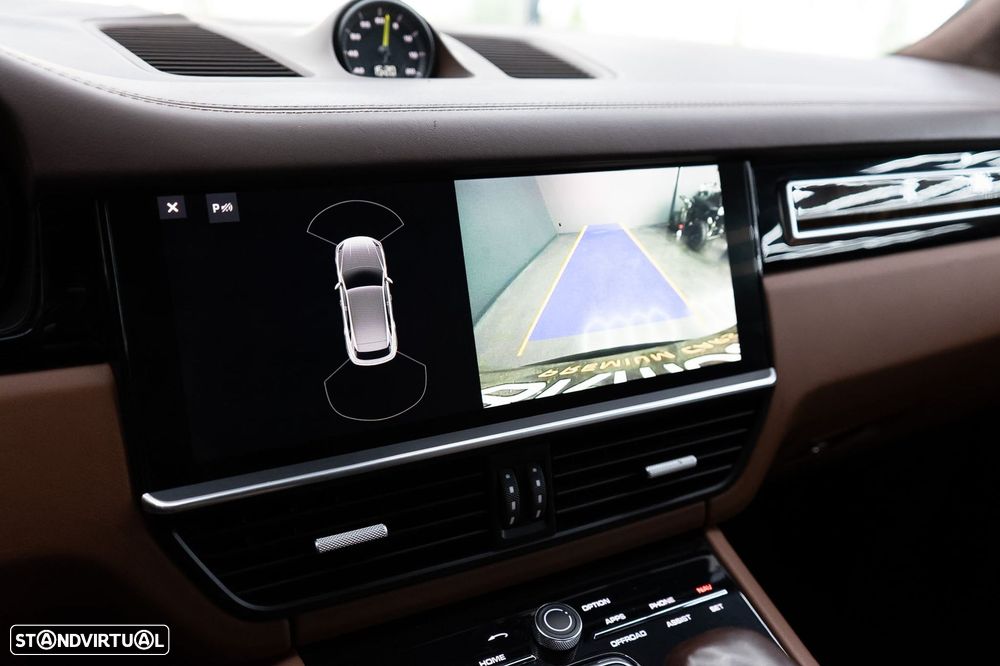 Porsche Cayenne Coupé E-Hybrid - 46