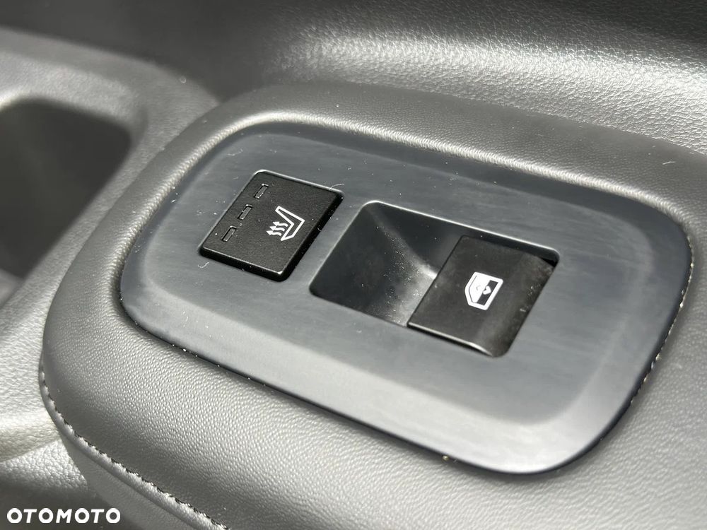 Hyundai Santa Fe - 16