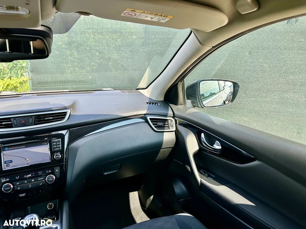 Nissan Qashqai - 10