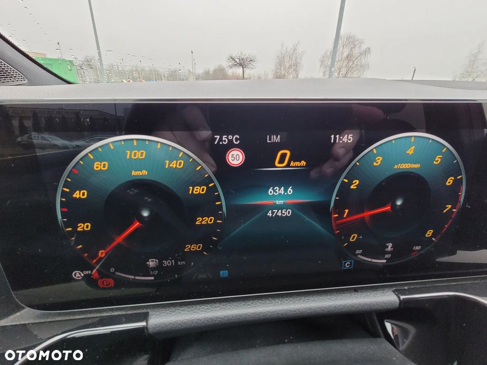 Mercedes-Benz Klasa B 180 AMG Line - 14