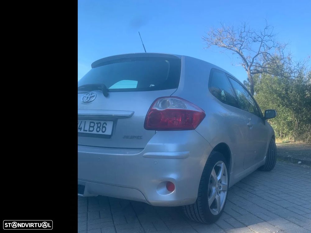 Toyota Auris - 5