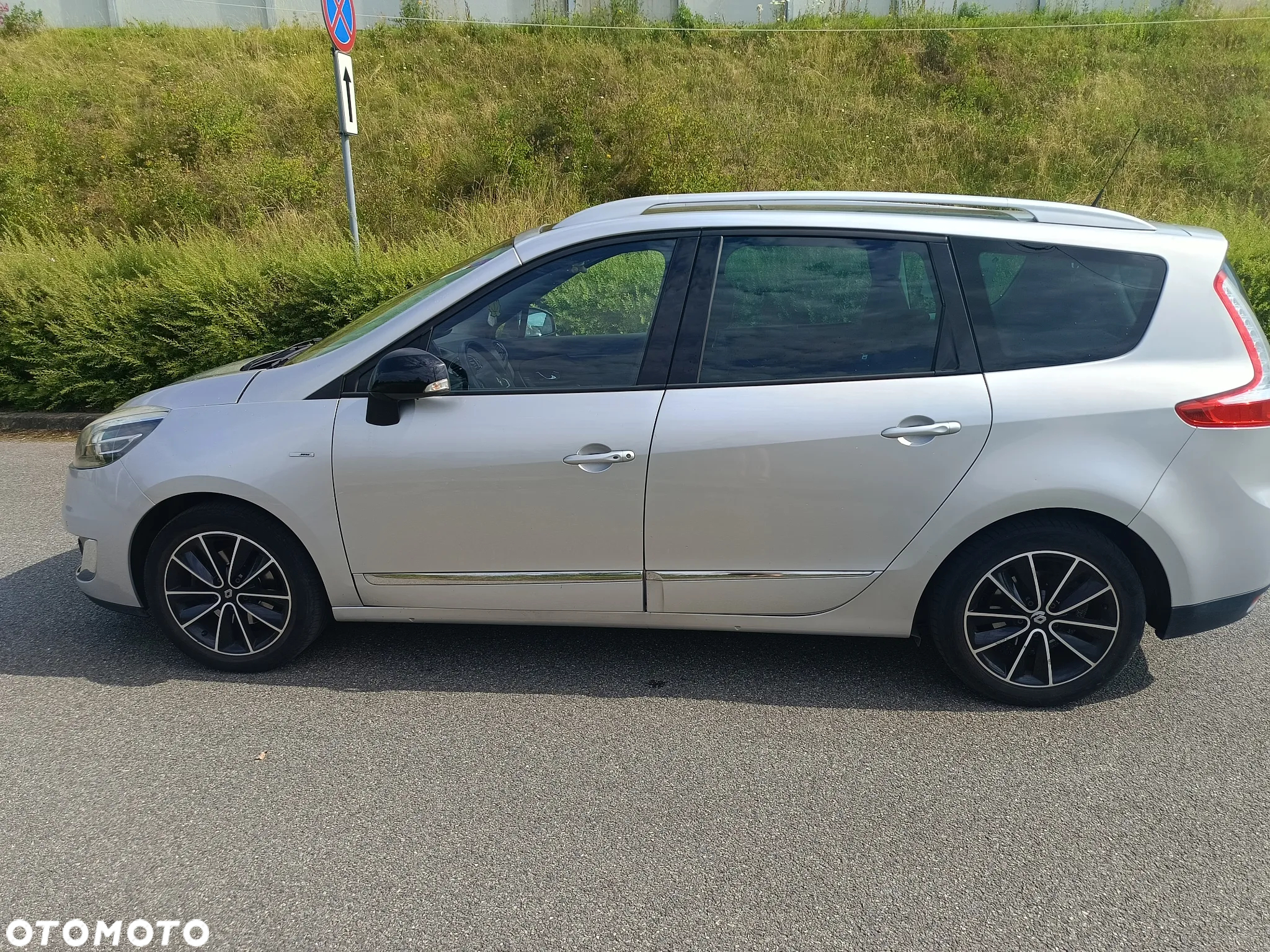 Renault Scenic 2.0 16V 140 CVT Bose Edition - 6