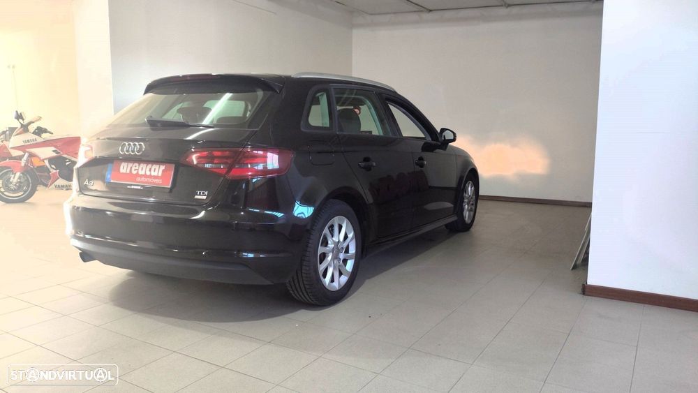 Audi A3 Sportback - 4