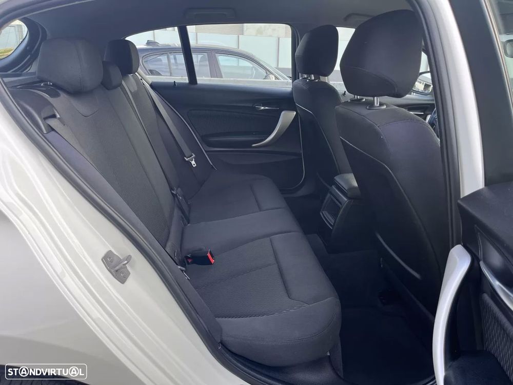 BMW 116 d Sport Line - 49