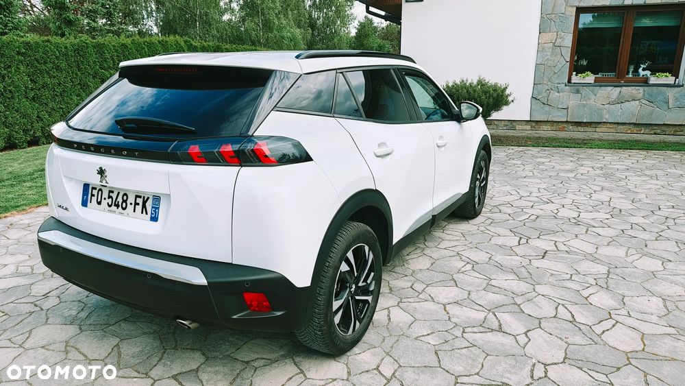 Peugeot 2008 BlueHDi 130 EAT8 Allure Pack - 28