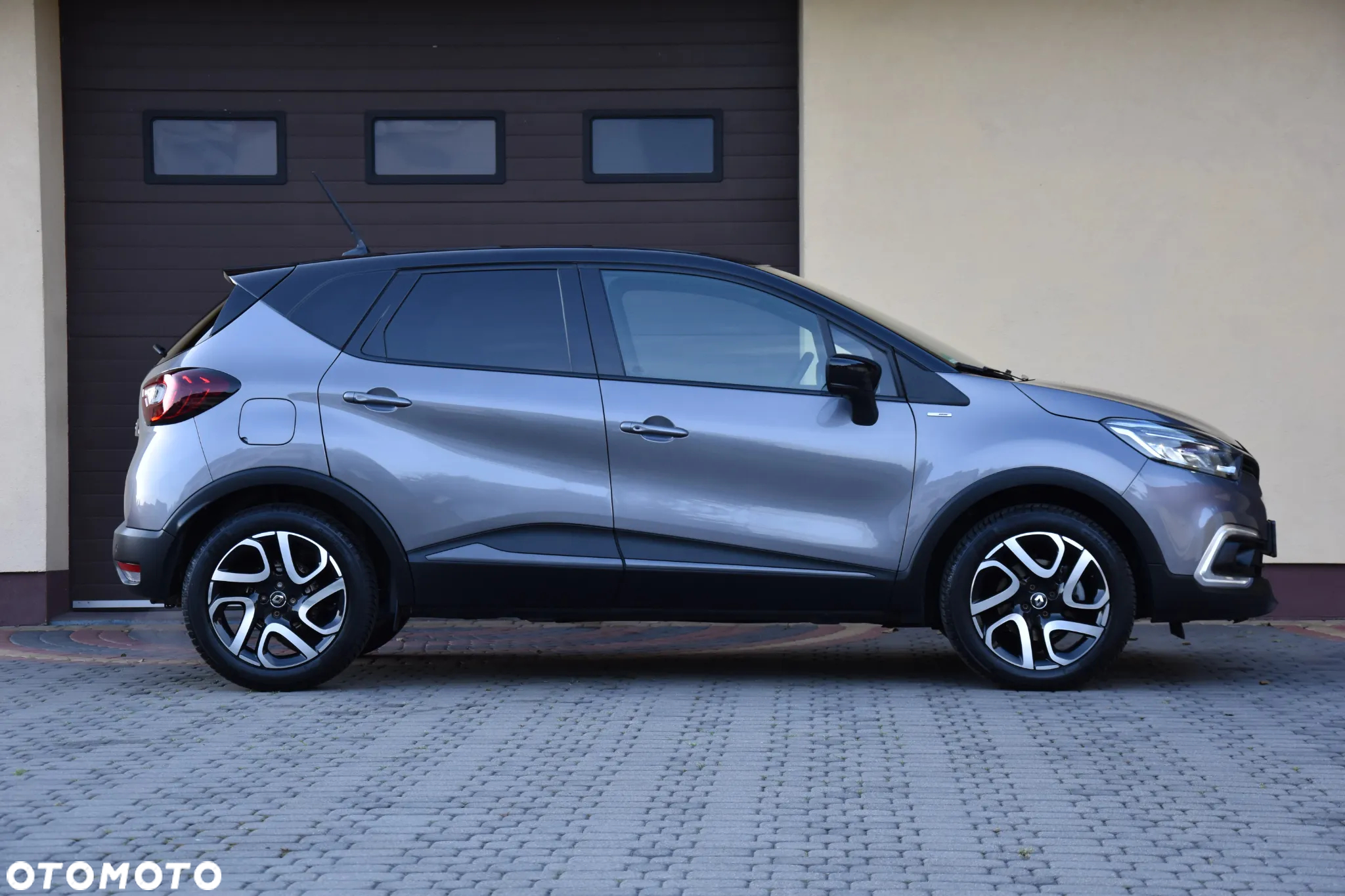 Renault Captur ENERGY TCe 120 EDC Bose Edition - 9
